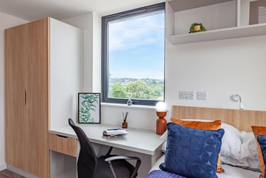 1 bed flat, Glenthorne Road, Exwick, Exeter, EX44GZ - Image 2